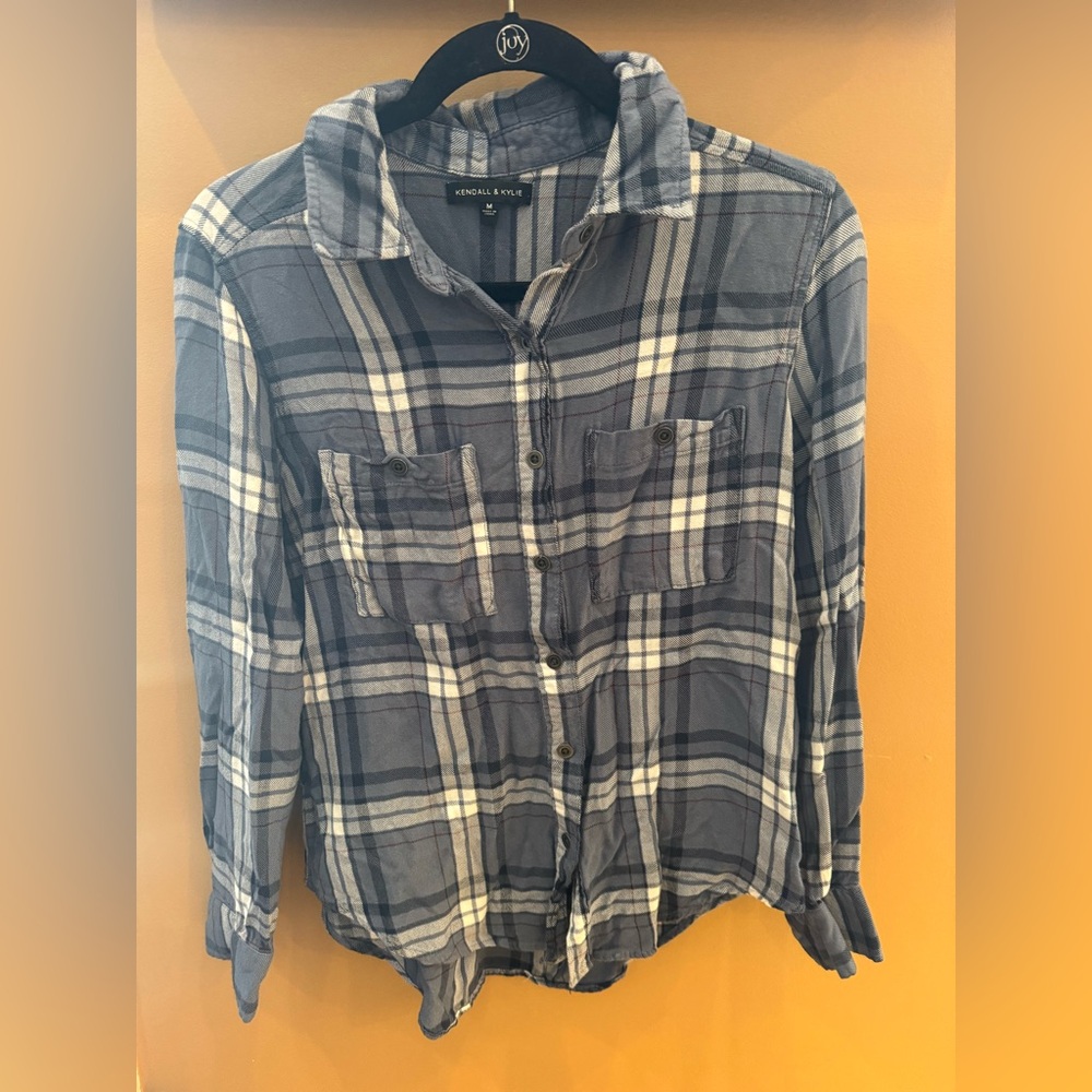 Kendall & Kylie Blue Plaid Button-Up Long Sleeve Shirt Soft Flannel Size Medium
